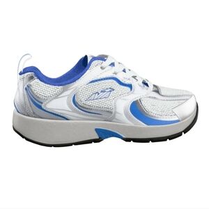 Avia Womens Athletic Shoes- Size 8 Nwt